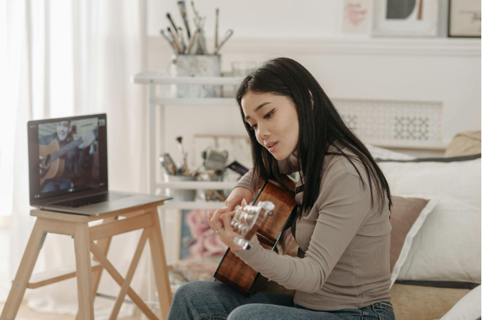 Why Being Bad at a New Hobby is Actually Good for Your Brain