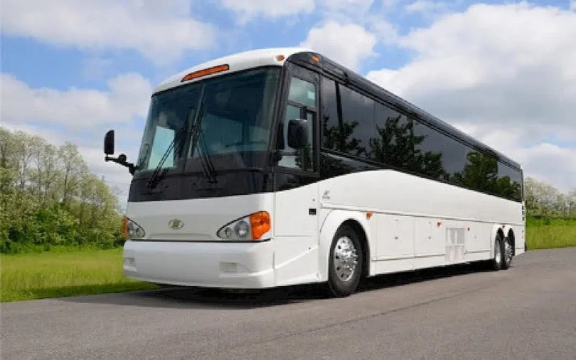 Places to Explore in New York with a Charter Bus Rental for Groups Travel