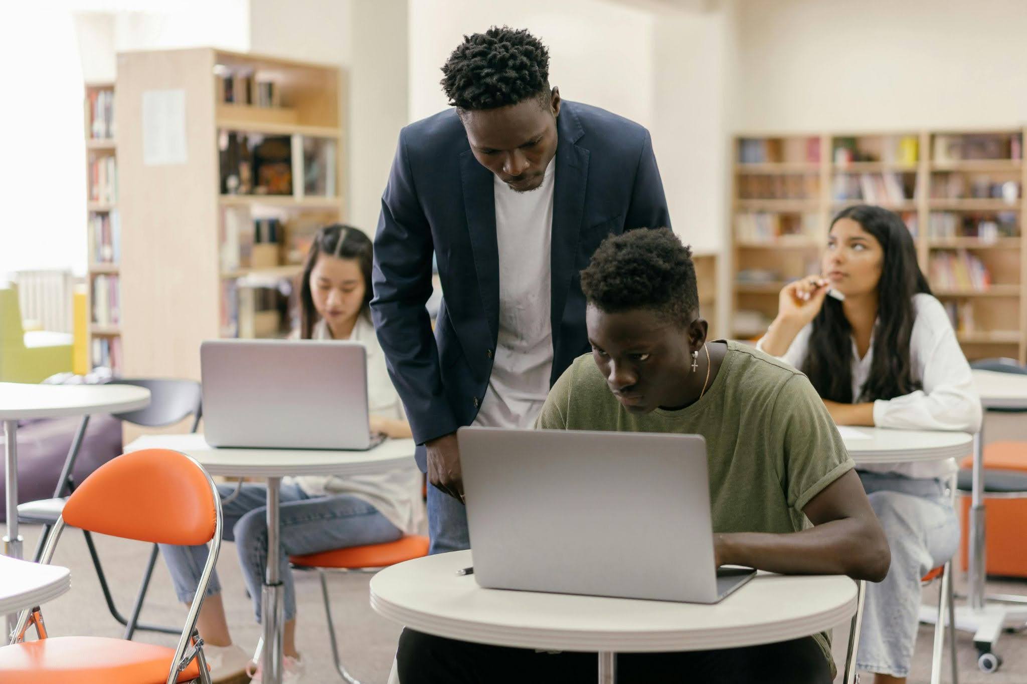 Replacing Your School Plan: Best Waiver-Friendly Options (International Students)